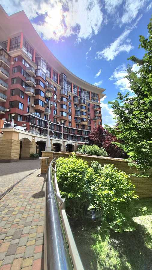Продаж 2-кімнатної квартири 82 м², Михайла Донця вул., Ломоносова, 73Г