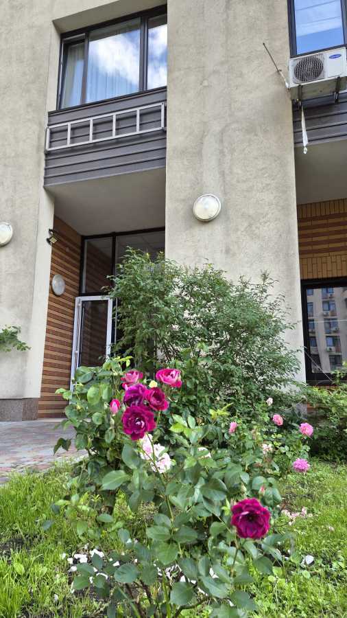 Продаж 2-кімнатної квартири 82 м², Михайла Донця вул., Ломоносова, 73Г