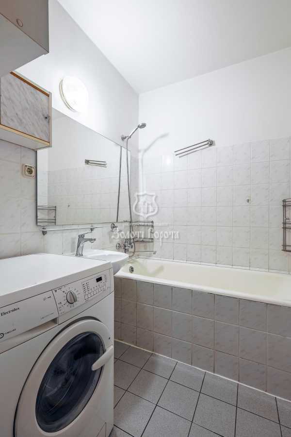 Продаж 2-кімнатної квартири 65.9 м², Кадетський Гай вул., 11