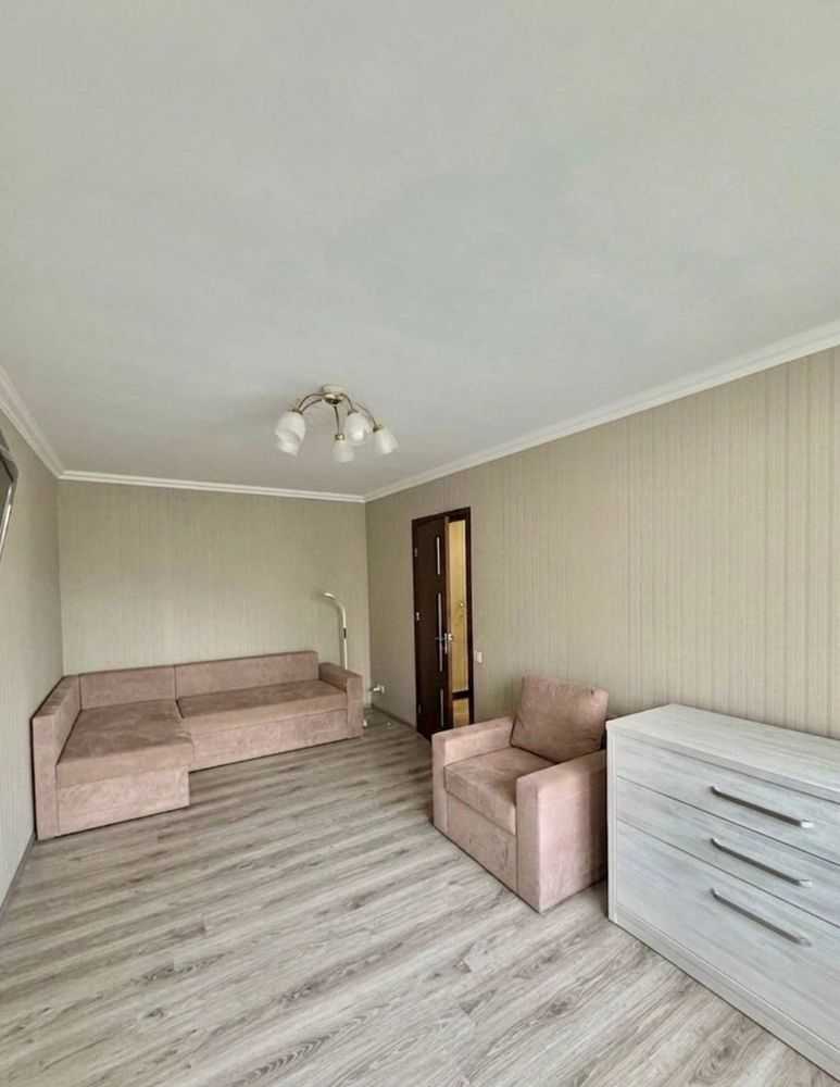 Продажа 1-комнатной квартиры 30.8 м², Ярослава Мудрого ул., 28