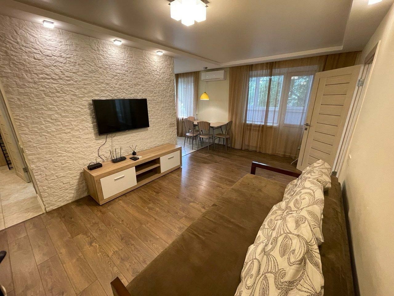 Аренда 2-комнатной квартиры 50 м², Гетьмана Мазепы ул., 173