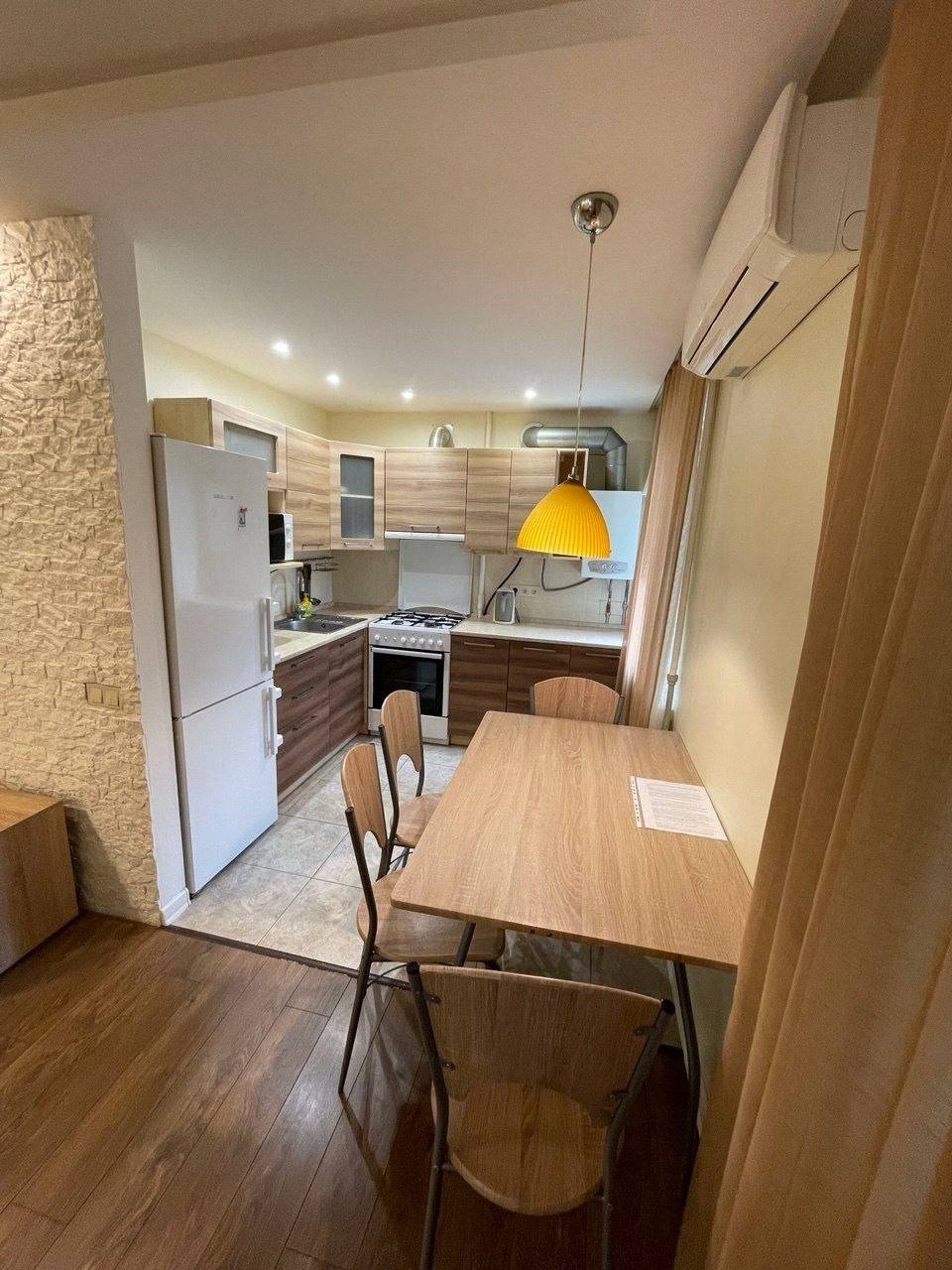 Аренда 2-комнатной квартиры 50 м², Гетьмана Мазепы ул., 173