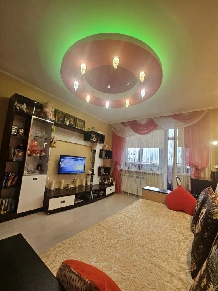Аренда 2-комнатной квартиры 60 м², Соборности ул., 62