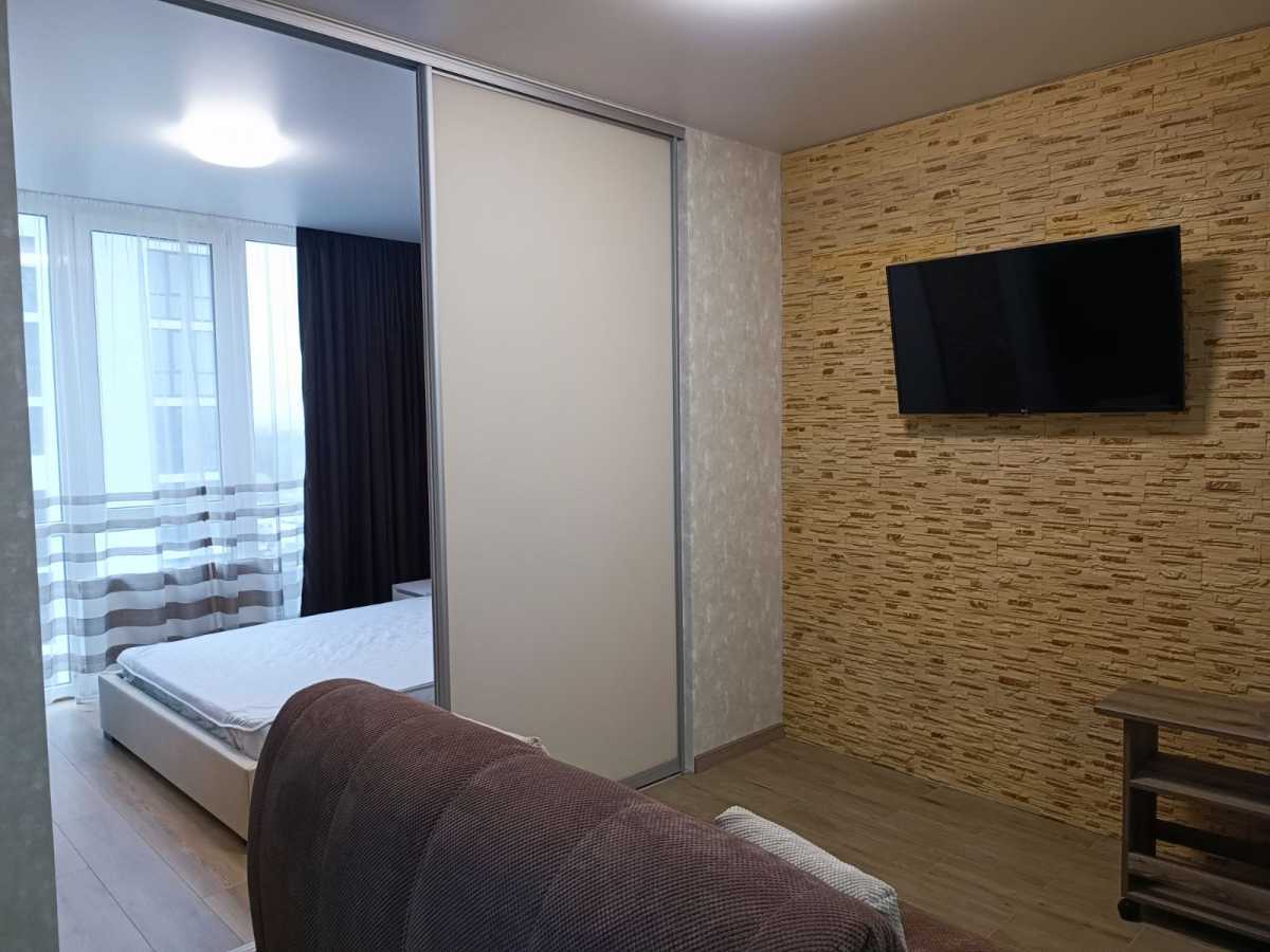 Аренда 1-комнатной квартиры 45 м², ЖК Crystal Avenue, ДОМ 3 (УЛ. КРЫШТАЛЕВА, 1А)