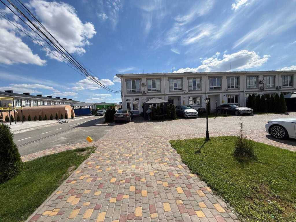 Аренда 2-комнатной квартиры 83 м², Ясная ул., 12