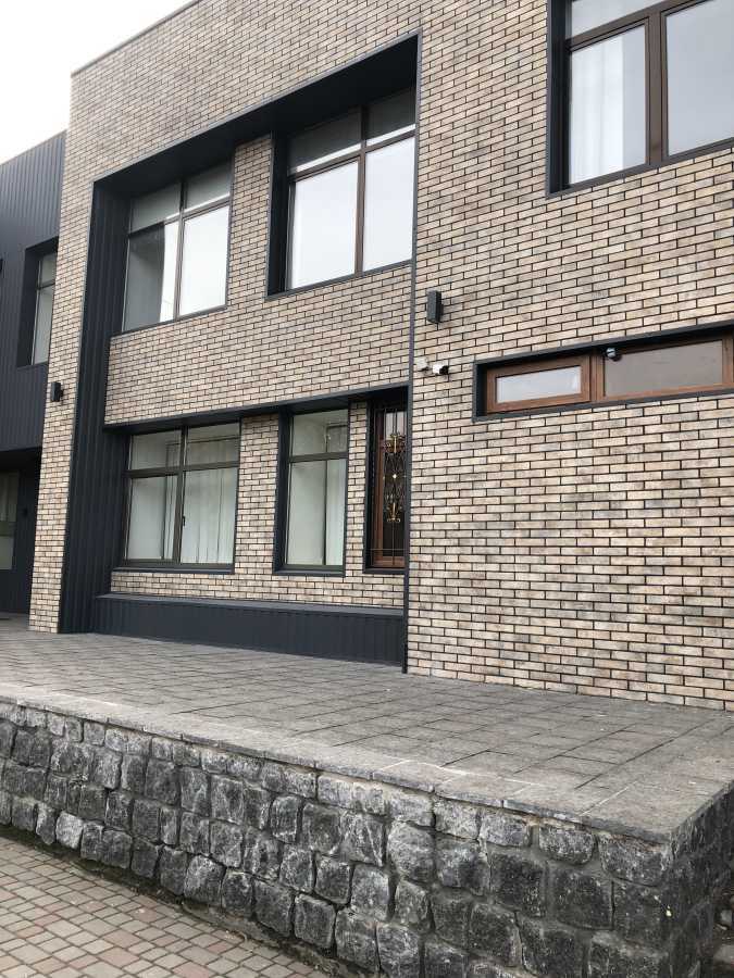 Продажа офиса 171 м², Лукьяновская ул., 1