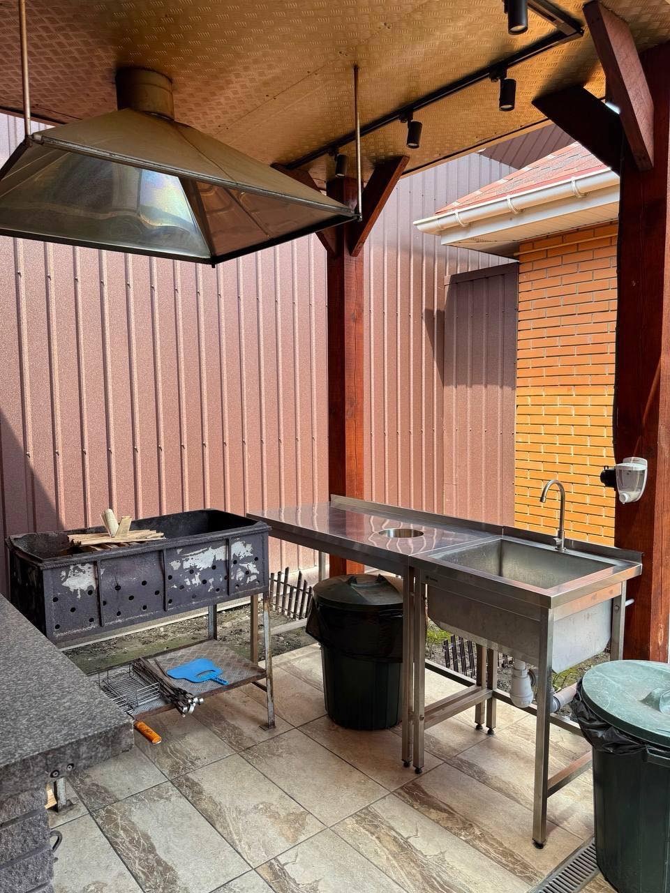 Дом посуточно 290 м², Карла Маркса ул., 102А
