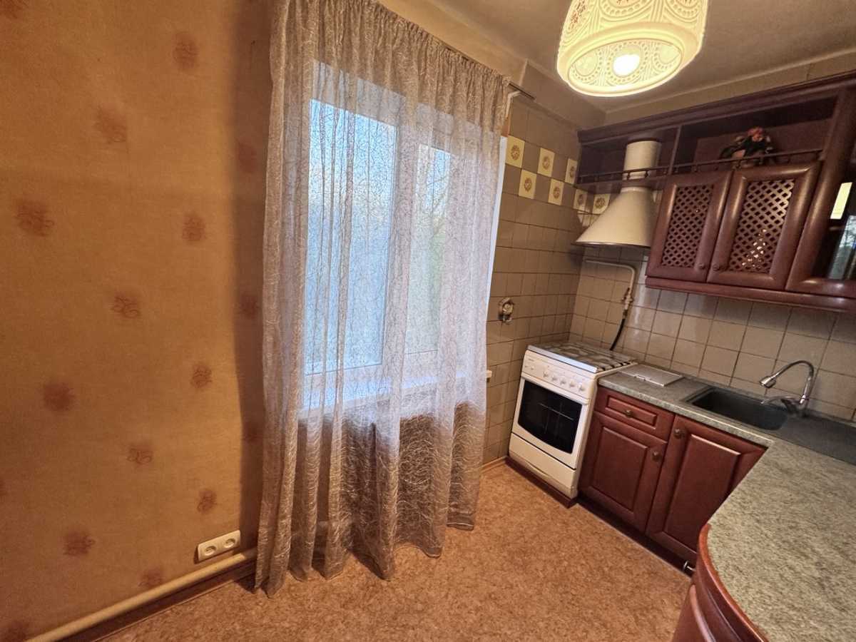 Продажа 2-комнатной квартиры 47 м², Михаила Донца ул., 27А