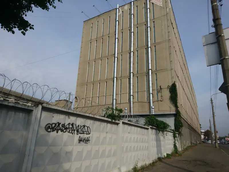 Продаж офісу 20907 м², Куренівська вул., 2б