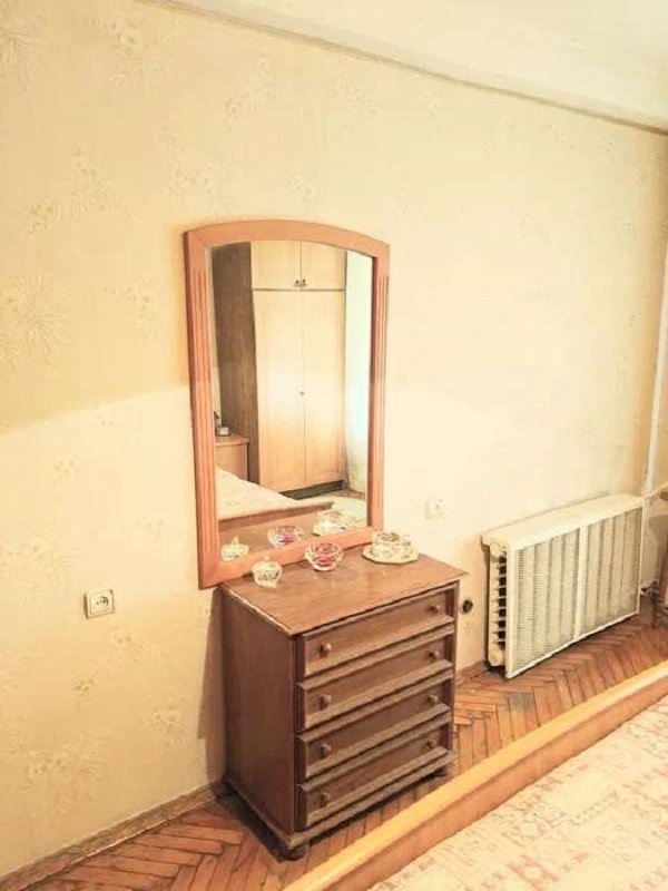 Продаж 3-кімнатної квартири 73 м², Березняківська вул., 24