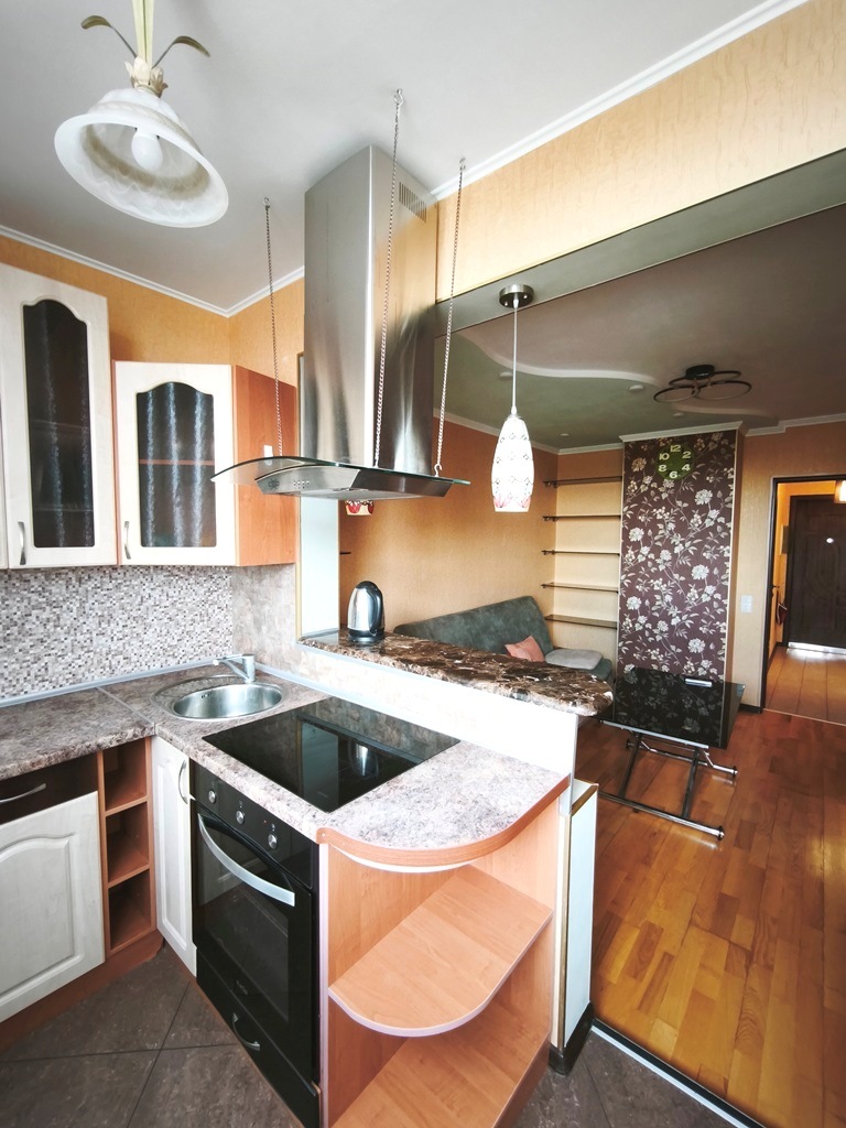 Продаж 1-кімнатної квартири 50 м², Краківська вул., 13В