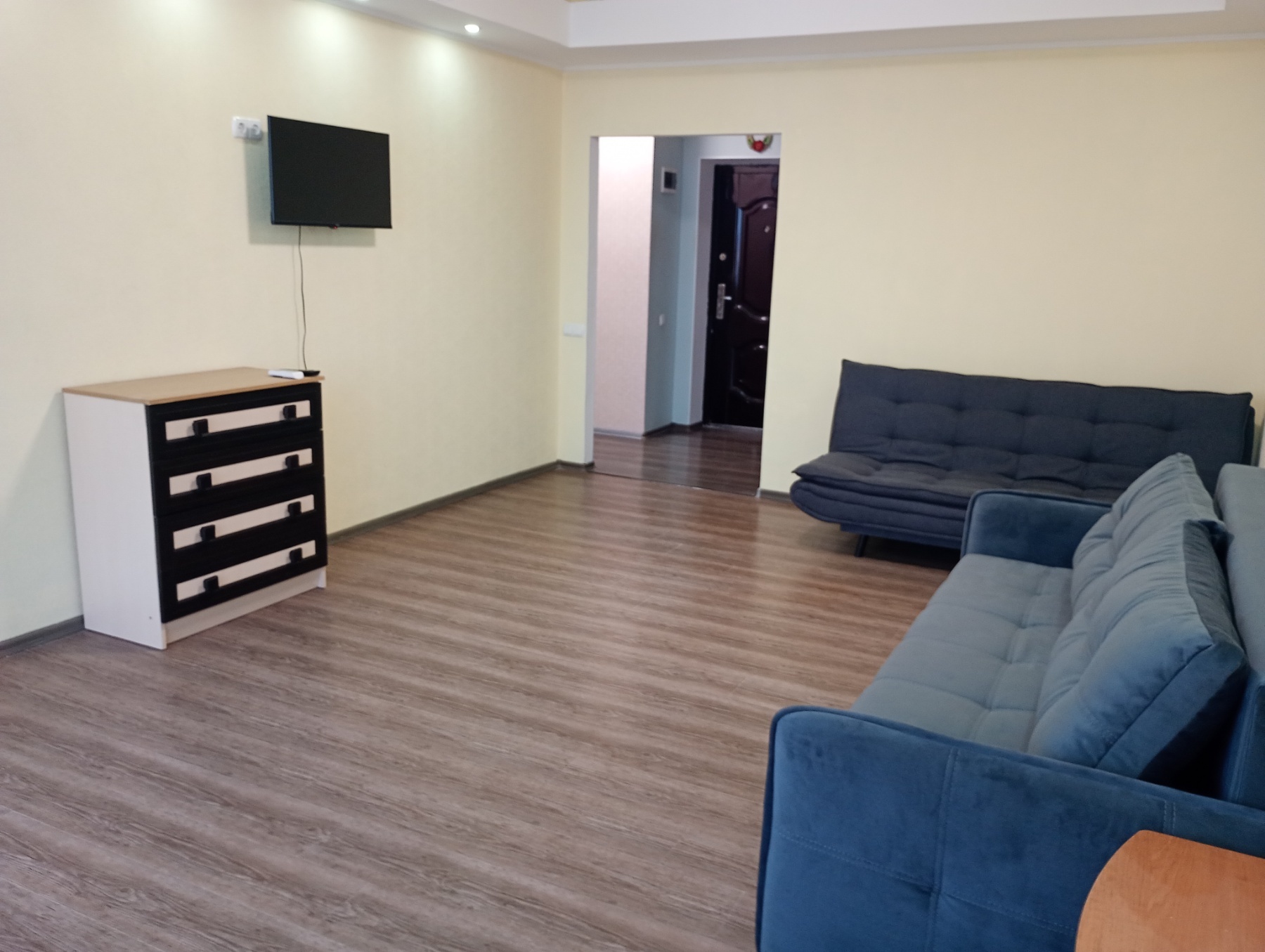 1-комнатная квартира посуточно 50 м², Иванова ул., 20