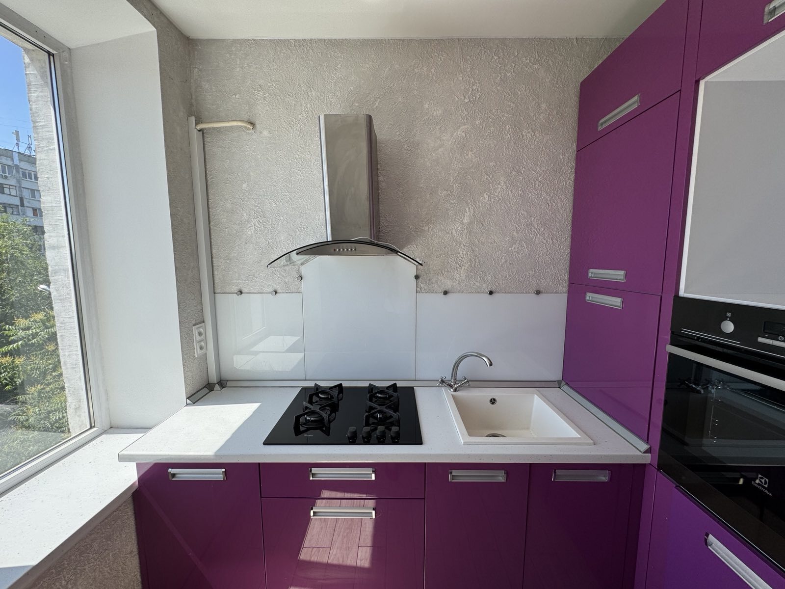 Продаж 2-кімнатної квартири 55 м², Соборний просп.