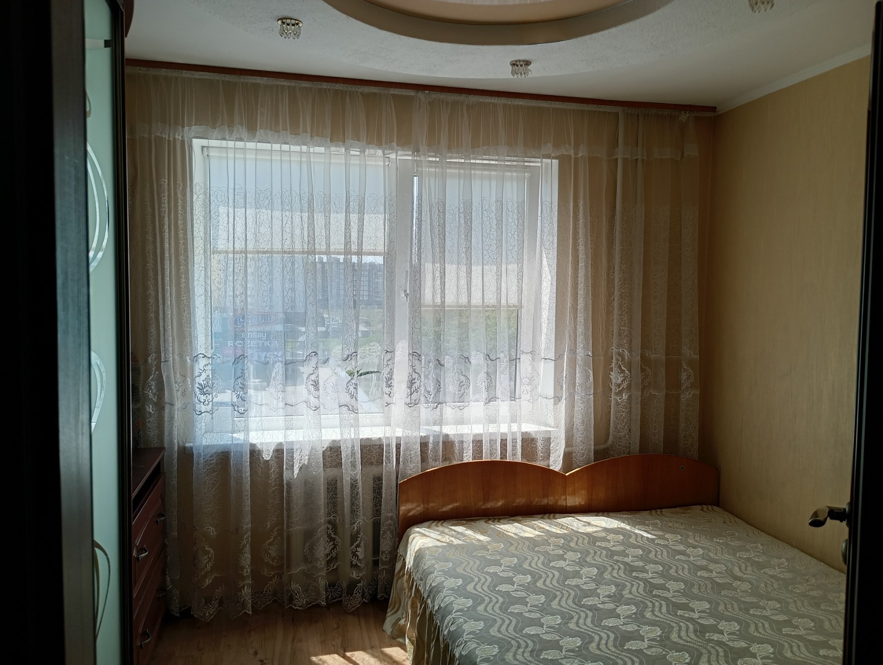 3-комнатная квартира посуточно 70 м², Григорьевского Десанта просп., 10