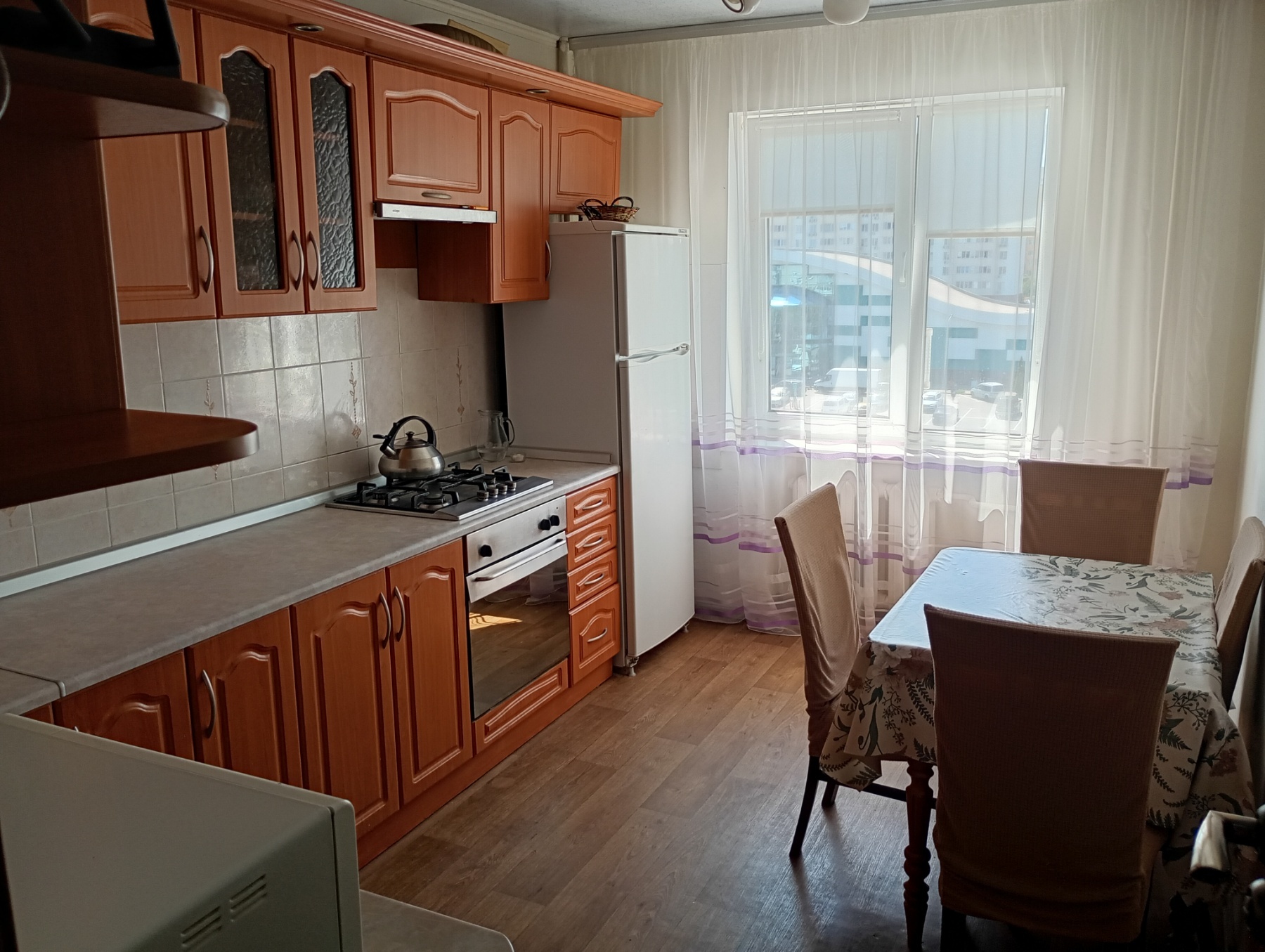 3-комнатная квартира посуточно 70 м², Григорьевского Десанта просп., 10