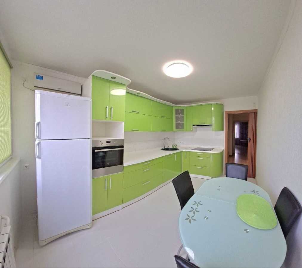 Продажа 3-комнатной квартиры 79 м², Москвина ул., 5-7
