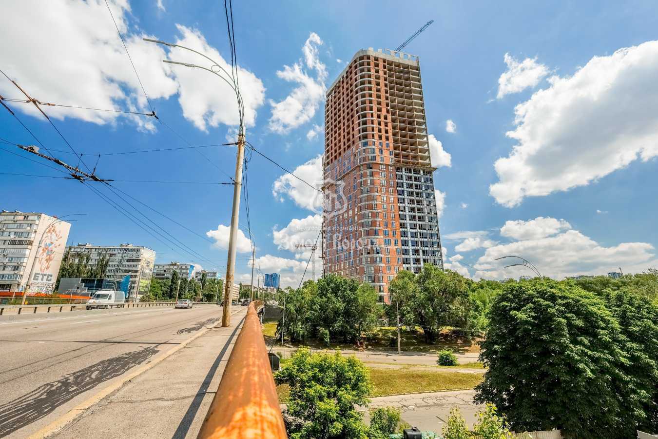 Продажа 4-комнатной квартиры 99.6 м², Николая Кибальчича ул., Міхновського, 2