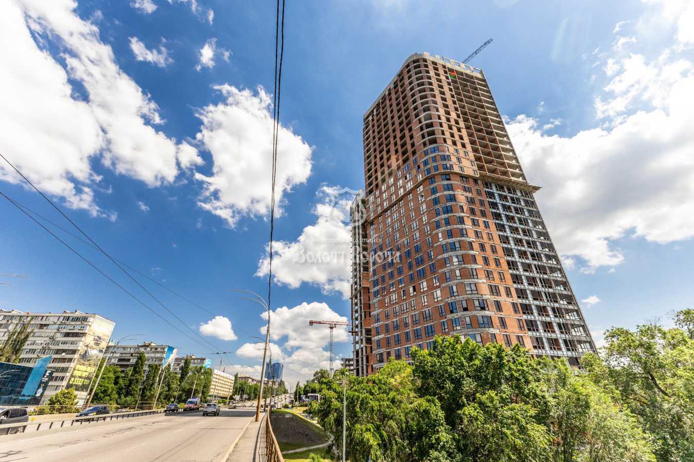 Продажа 4-комнатной квартиры 99.6 м², Николая Кибальчича ул., Міхновського, 2