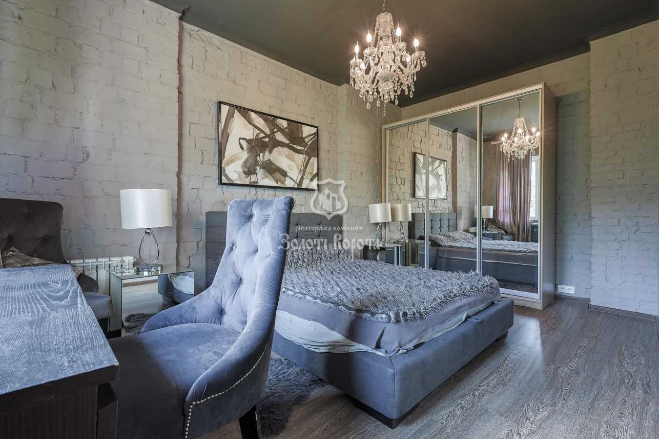 Продажа 2-комнатной квартиры 54.48 м², Круглоуниверситетская ул., 2/1