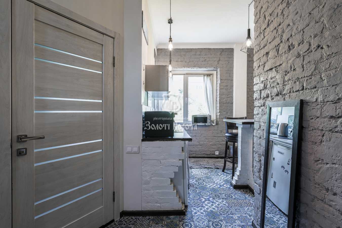 Продажа 2-комнатной квартиры 54.48 м², Круглоуниверситетская ул., 2/1