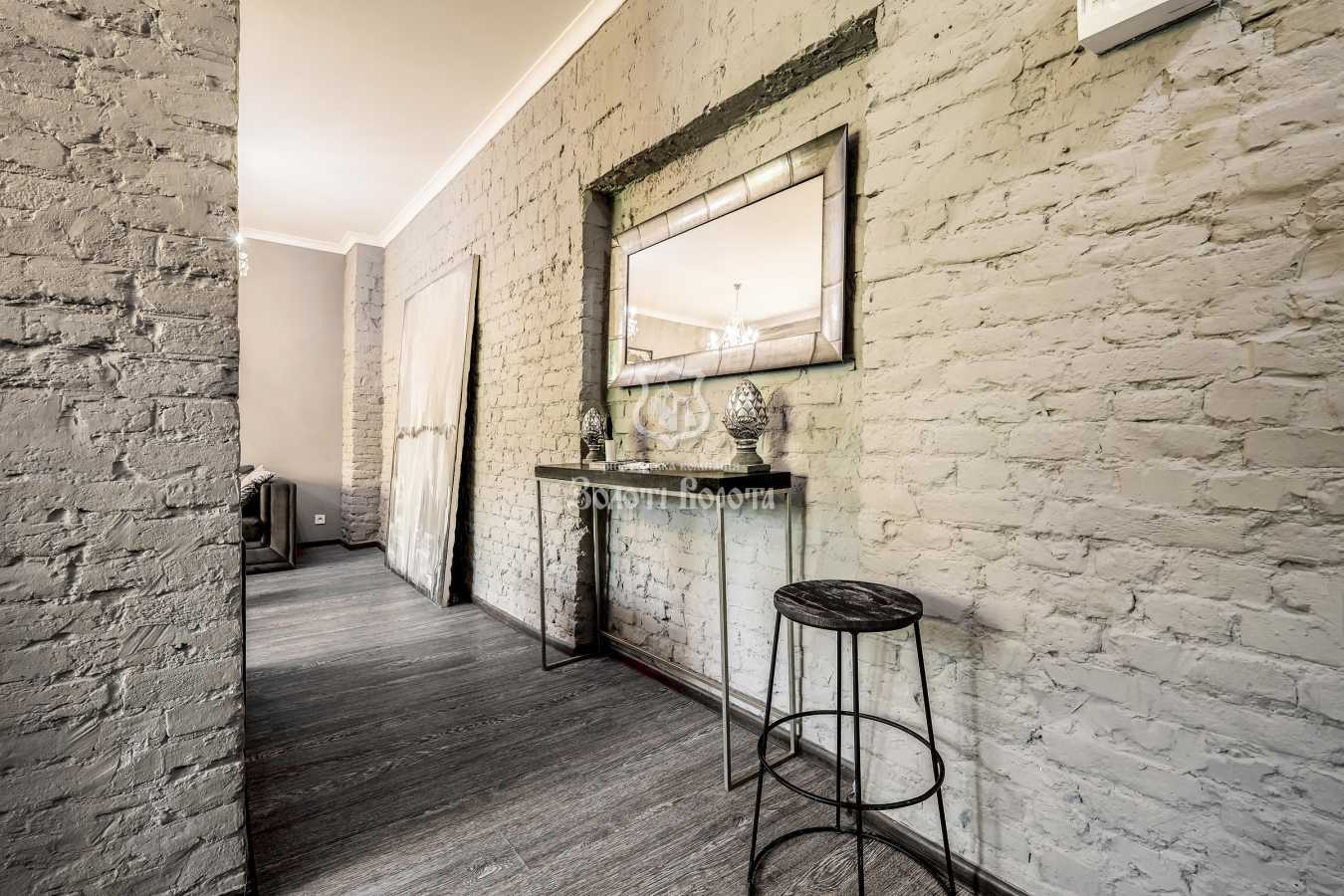 Продажа 2-комнатной квартиры 54.48 м², Круглоуниверситетская ул., 2/1
