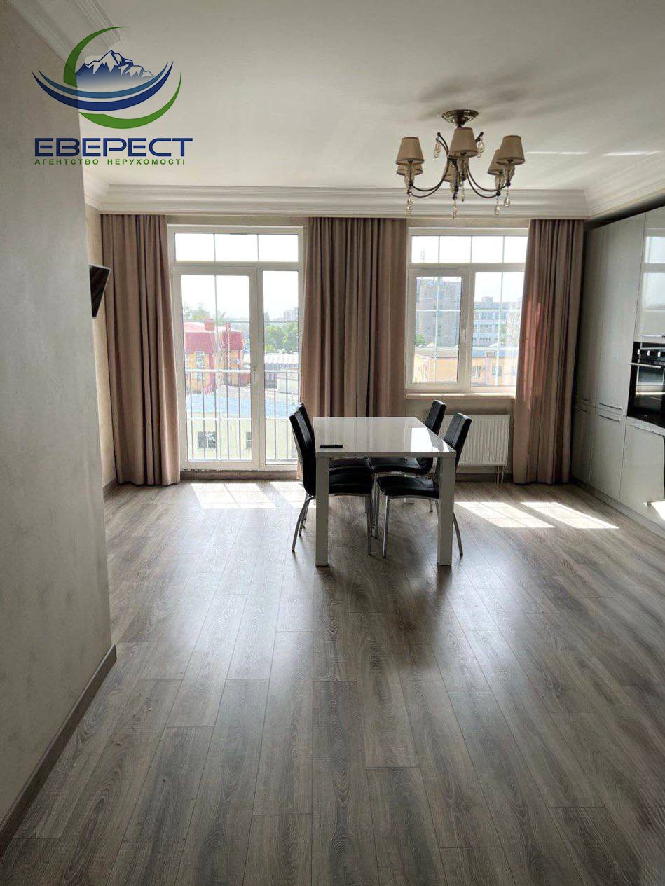 Продажа 2-комнатной квартиры 60 м²
