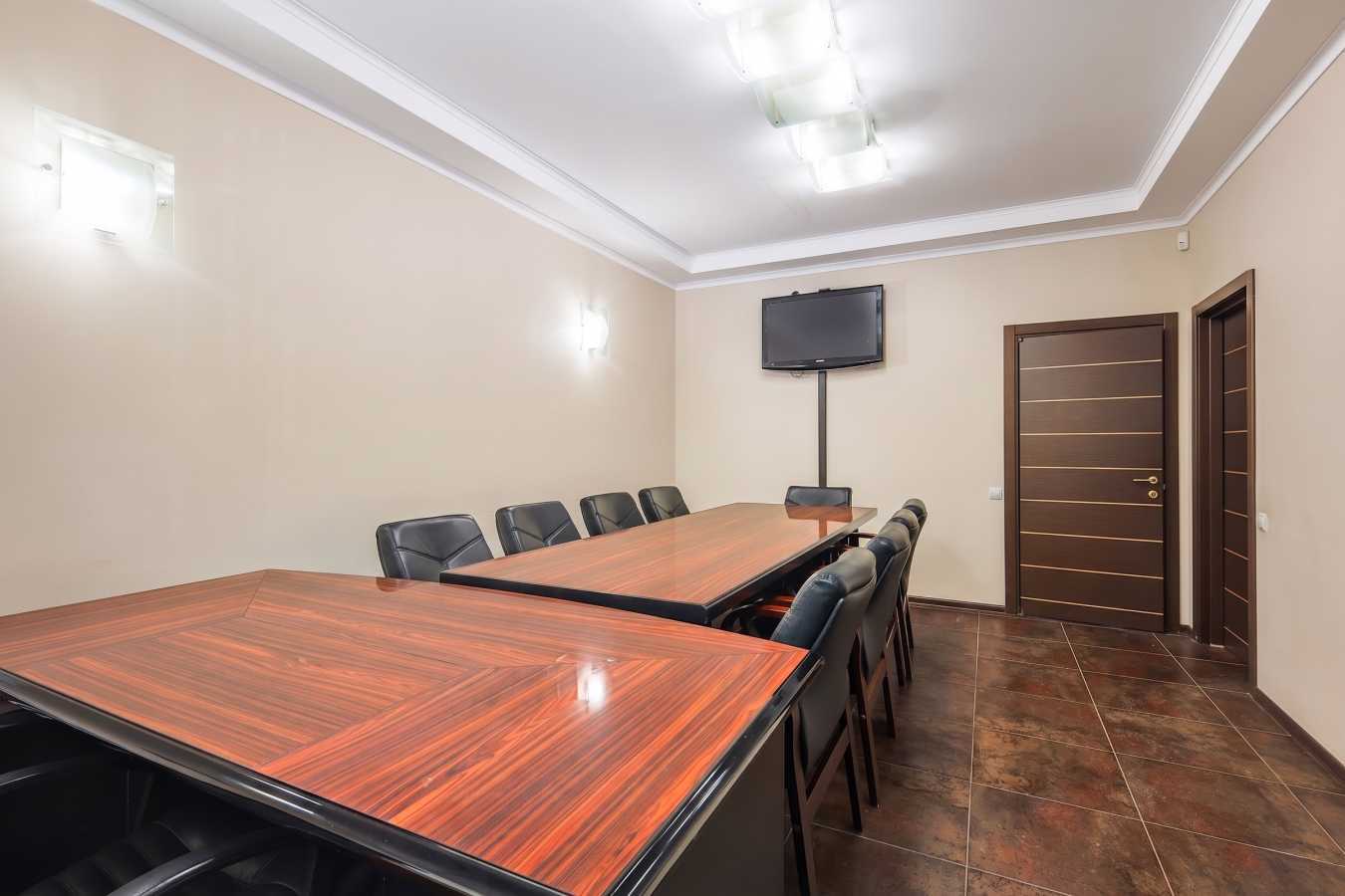 Продаж офісу 182.4 м², Осиповського вул., 9