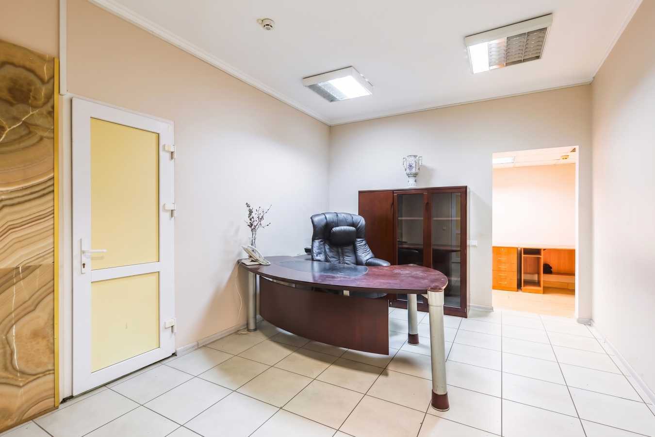 Продаж офісу 182.4 м², Осиповського вул., 9