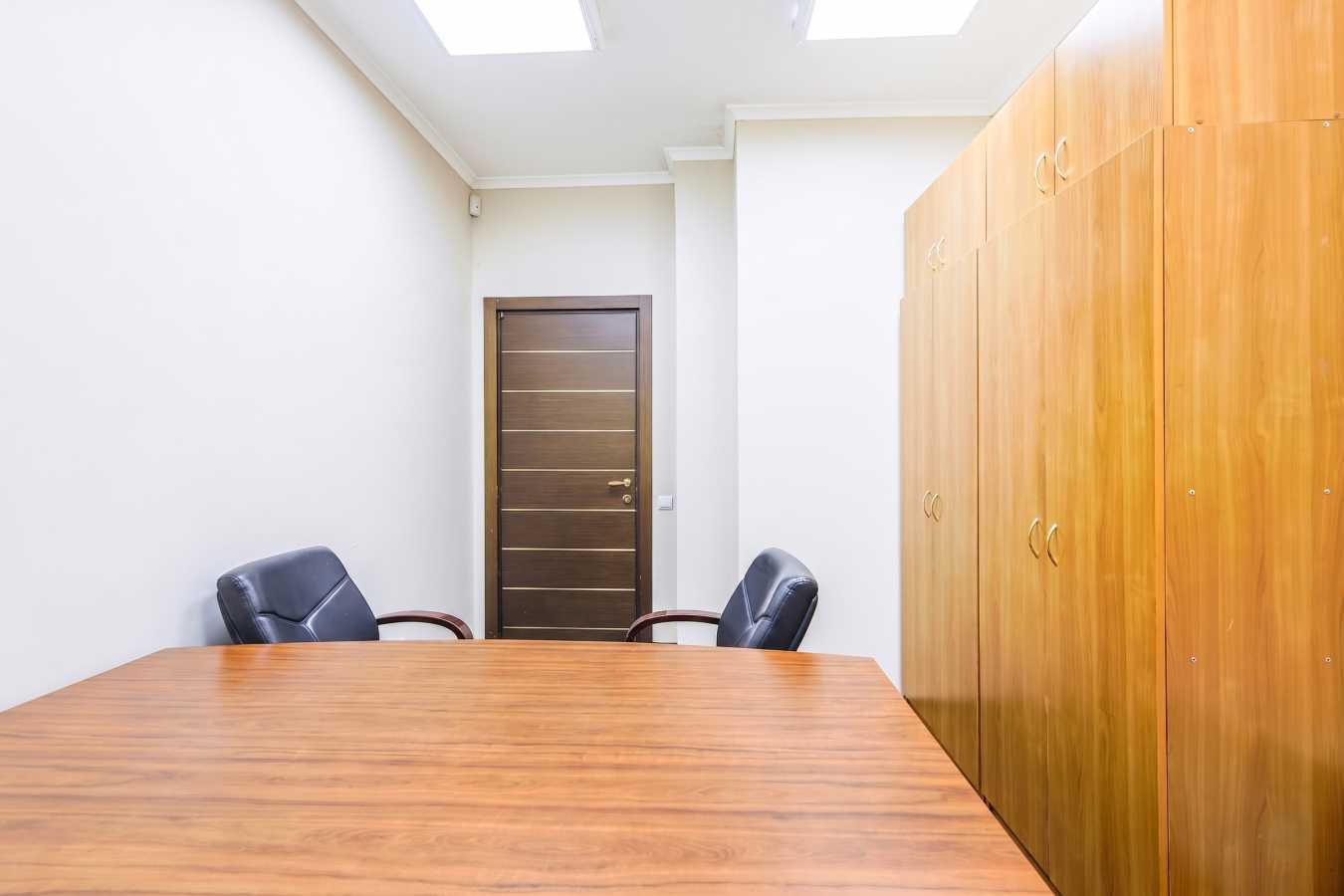 Продаж офісу 182.4 м², Осиповського вул., 9