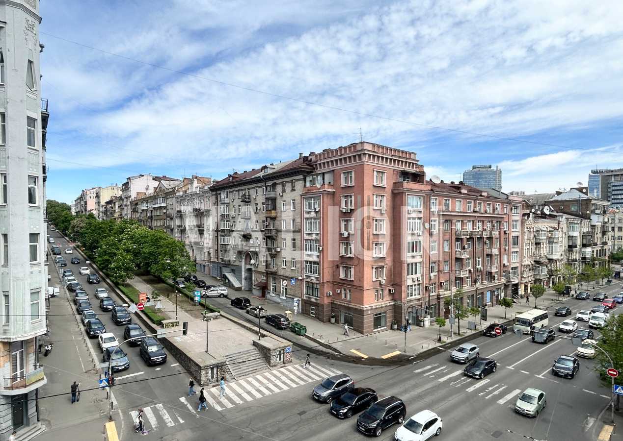 Продаж 2-кімнатної квартири 49.1 м², Саксаганського вул., 33/35