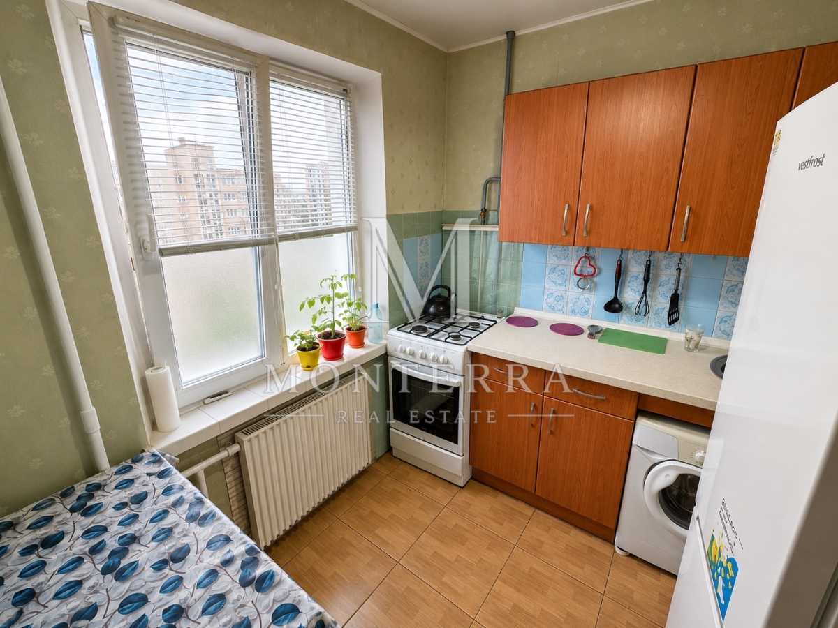 Продажа 2-комнатной квартиры 45.4 м², Иорданская ул., 16