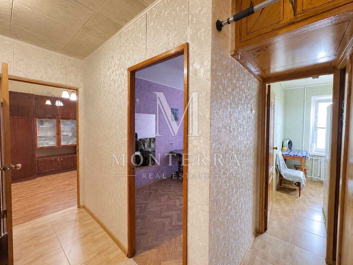 Продажа 2-комнатной квартиры 45.4 м², Иорданская ул., 16