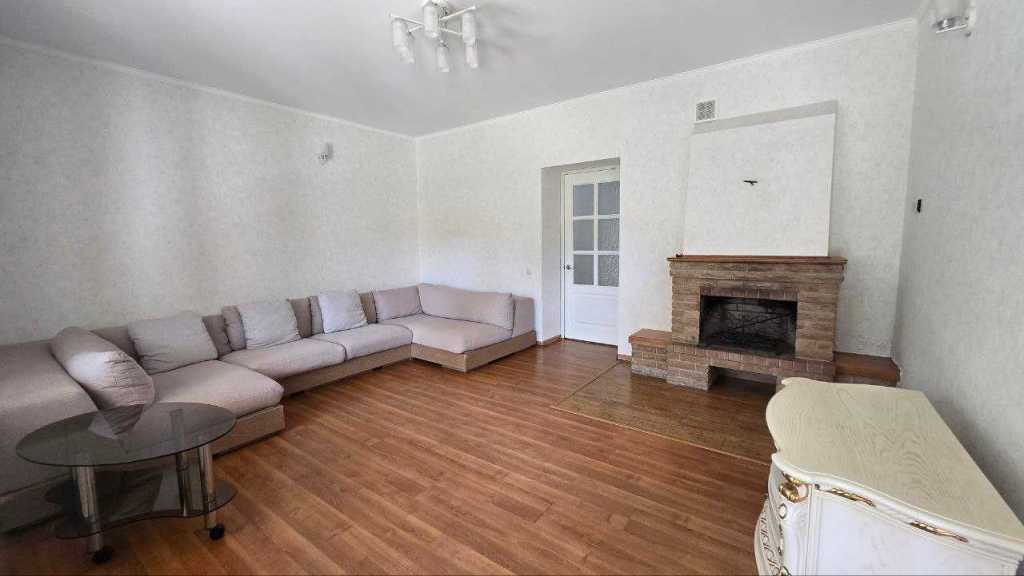 Продаж котеджу 155 м², Центральна