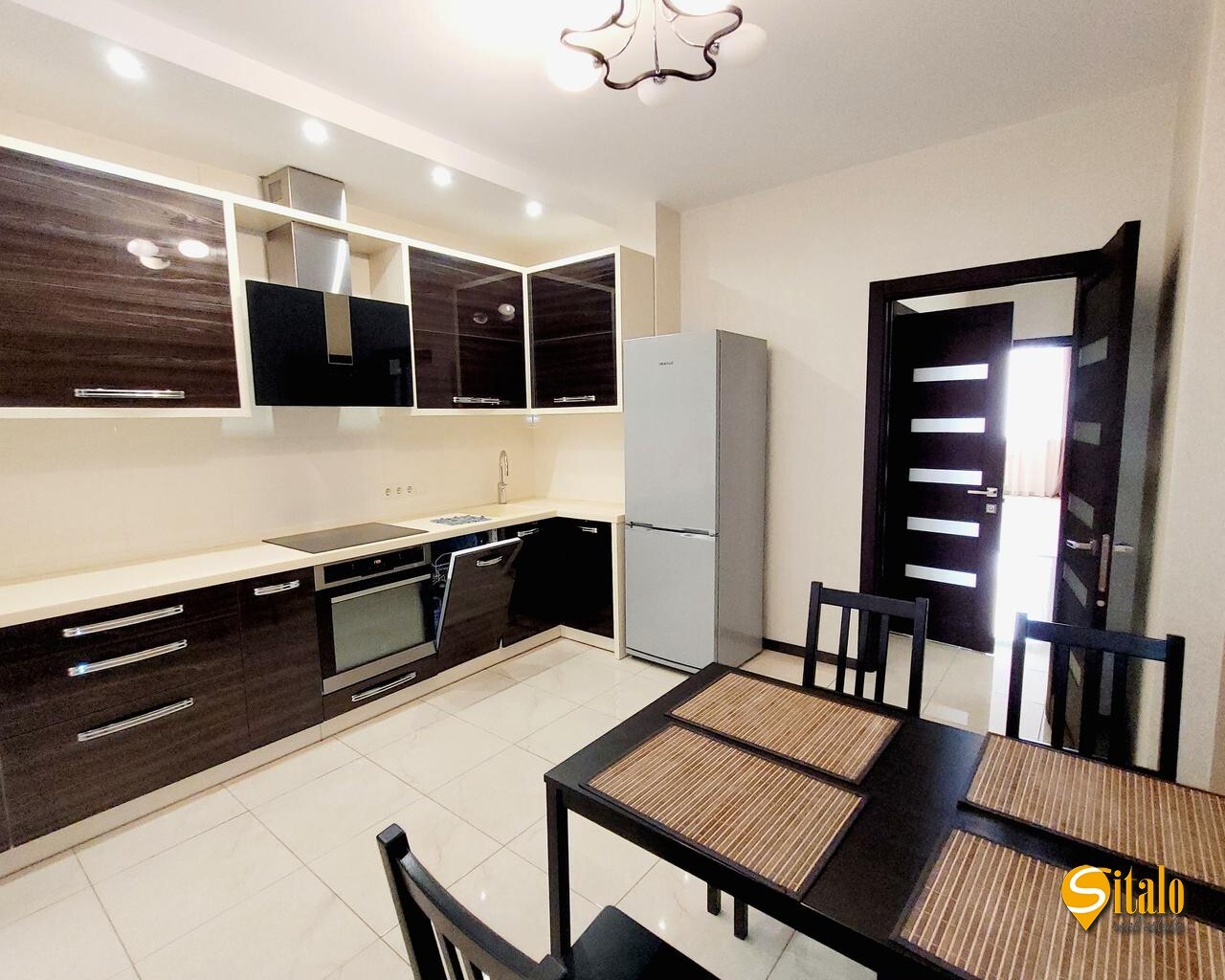Аренда 2-комнатной квартиры 81 м², Елизаветы Чавдар ул., 1