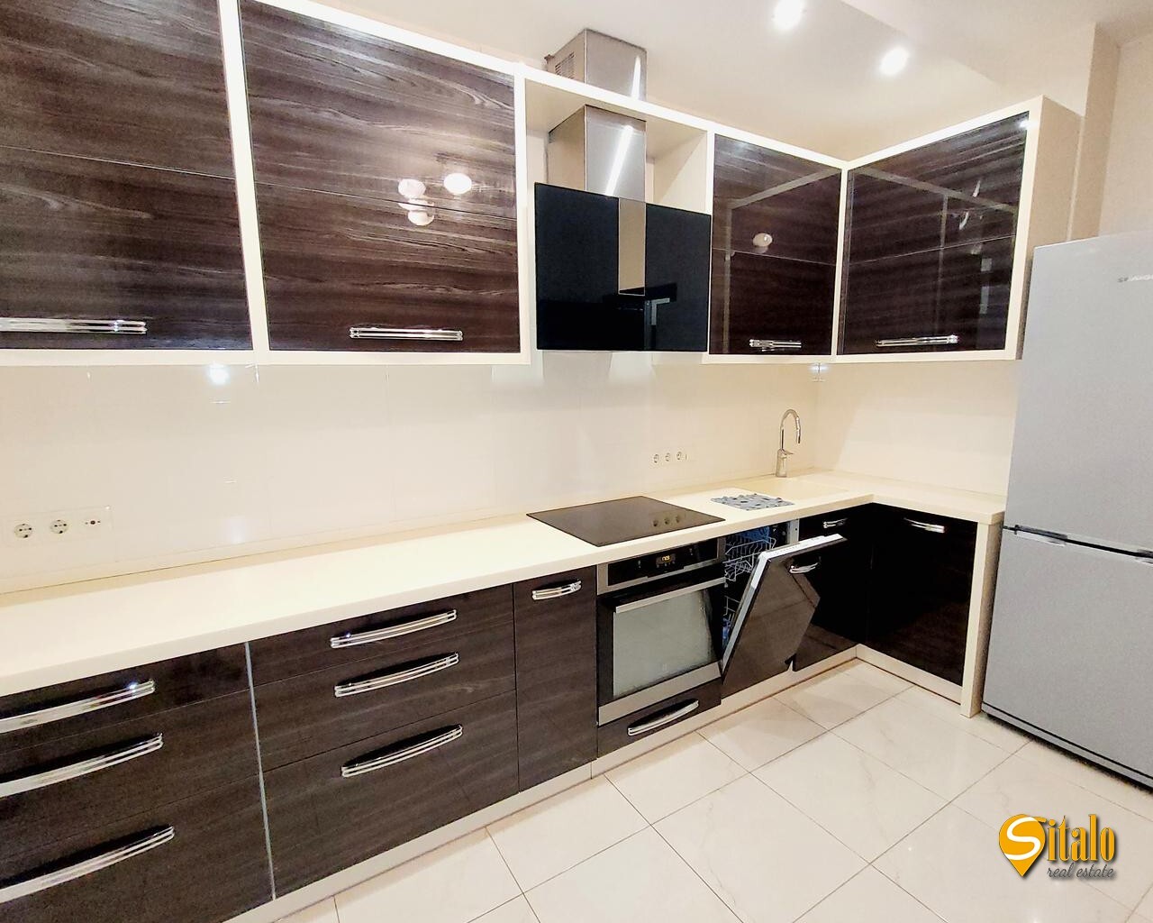 Аренда 2-комнатной квартиры 81 м², Елизаветы Чавдар ул., 1