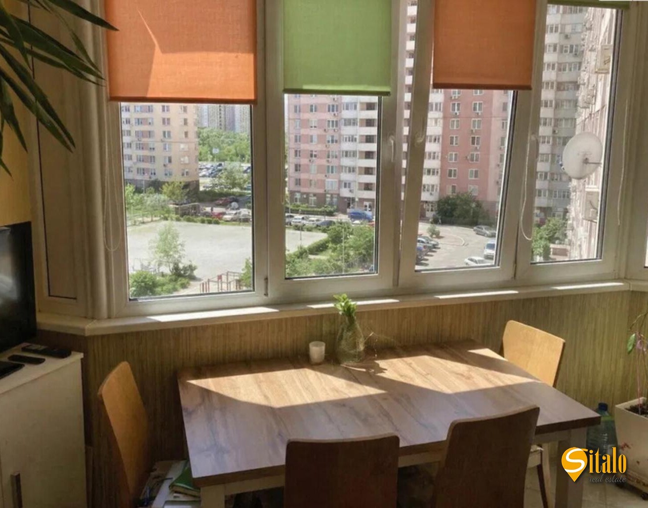 Продажа 3-комнатной квартиры 97 м², Елены Пчилки ул., 2Б