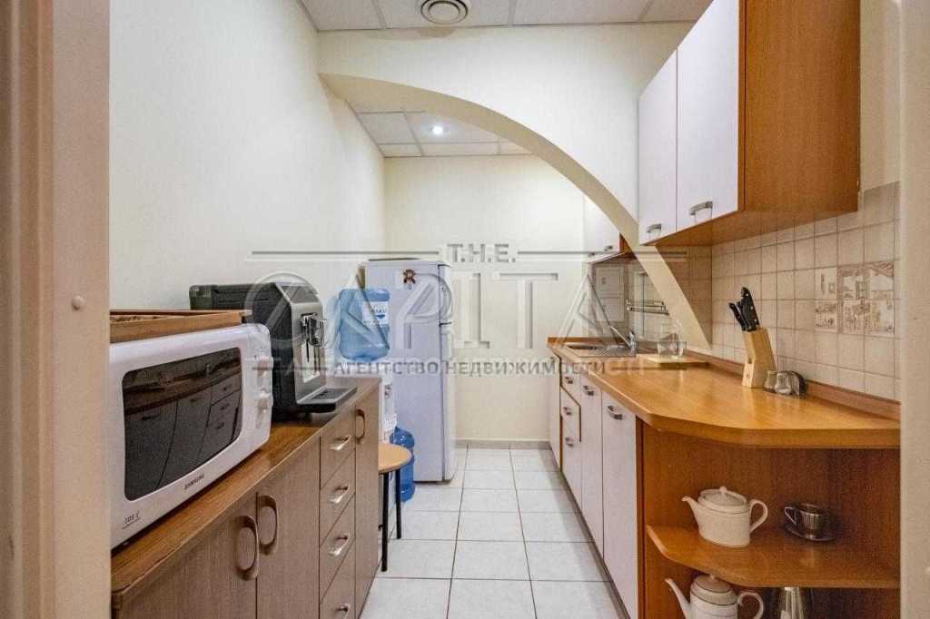 Продаж офісу 1135 м², Велика Васильківська вул., 62/64