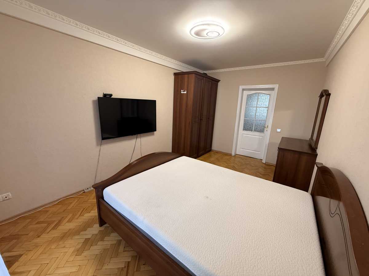 Аренда 3-комнатной квартиры 60 м², Ивана Миколайчука ул., 3/1
