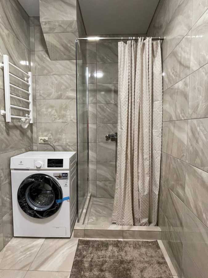Продаж 1-кімнатної квартири 33 м², Сергія Мартина вул., 4