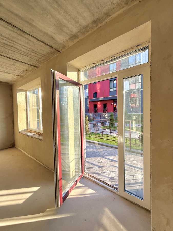 Продажа 1-комнатной квартиры 35 м², Святопетрівського, 34