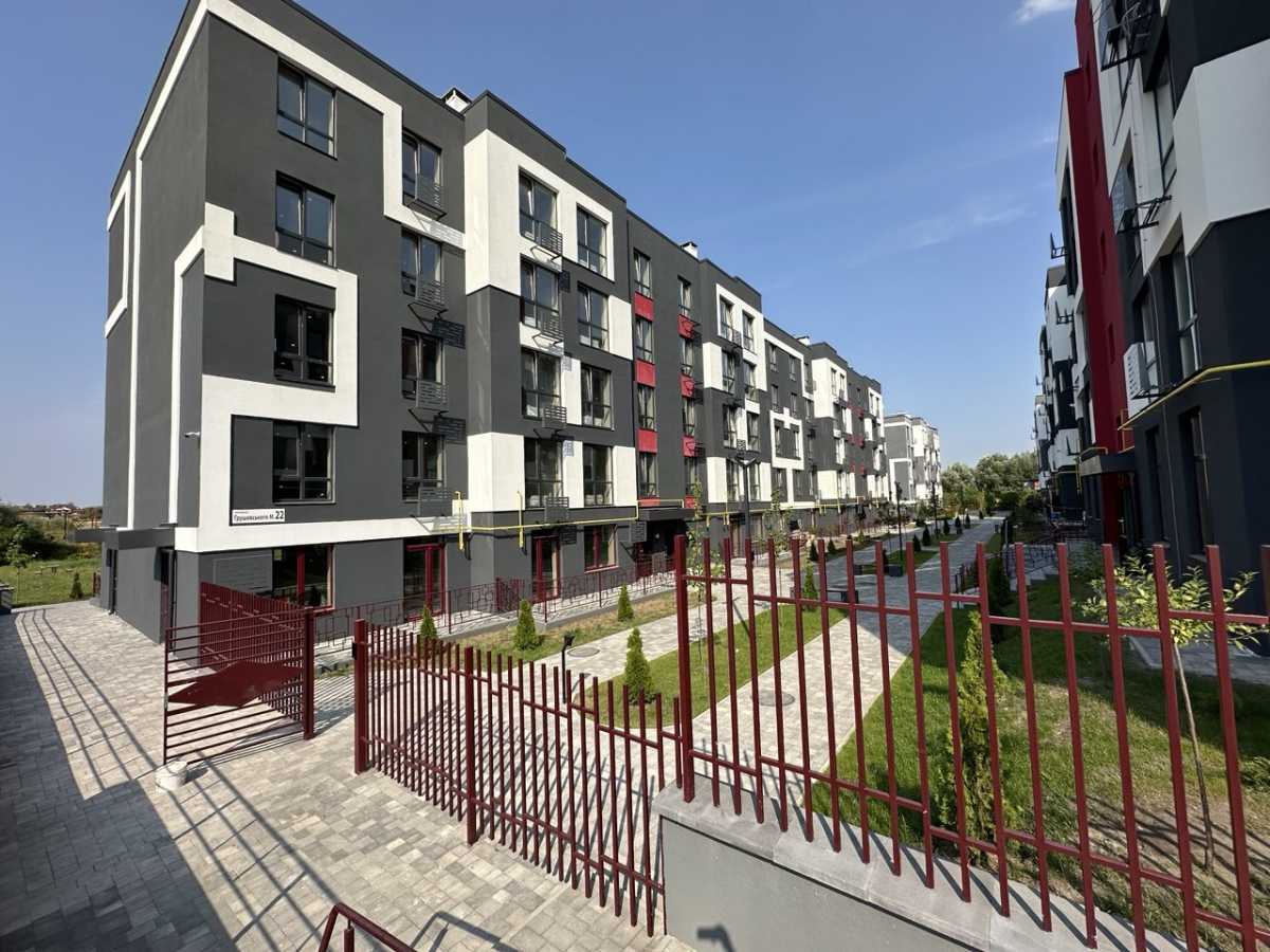 Продажа 1-комнатной квартиры 35 м², Святопетрівського, 34