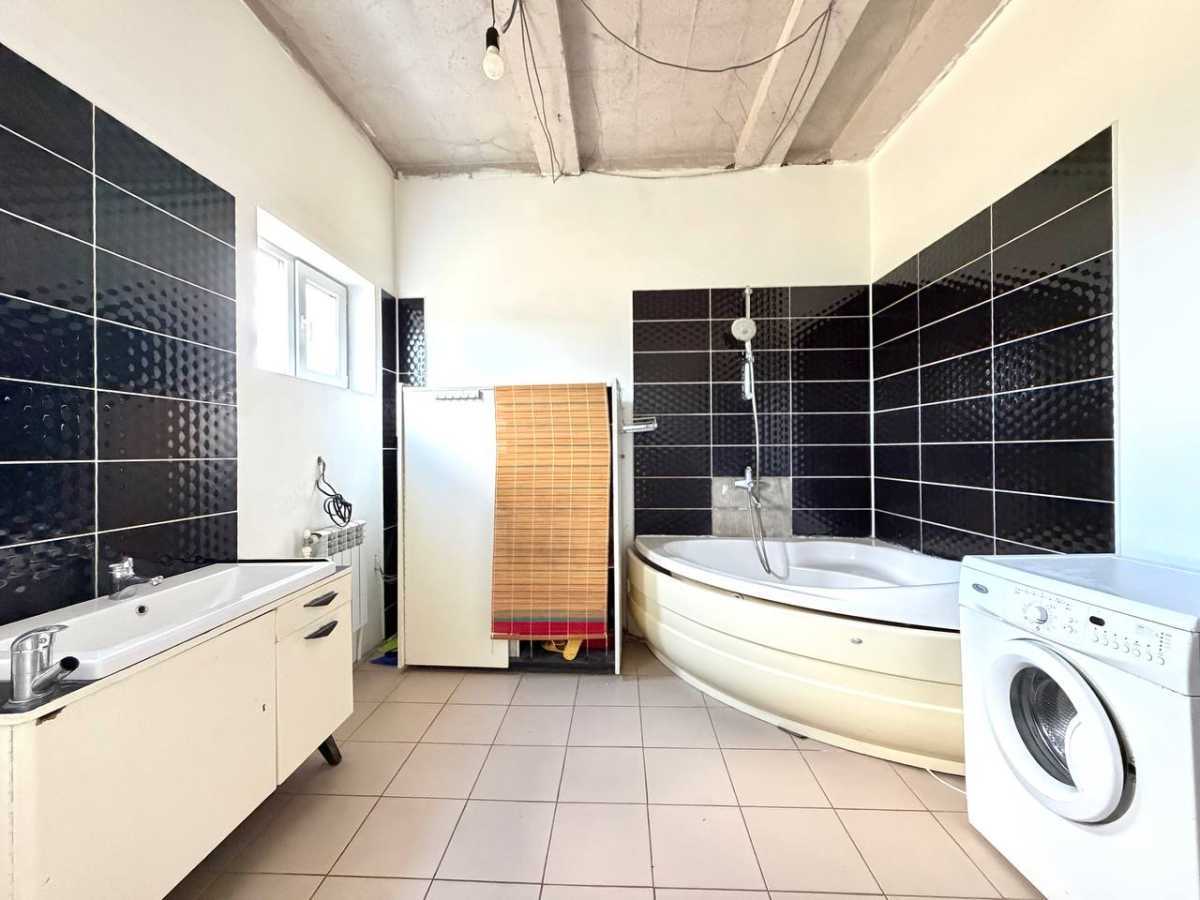 Продаж будинку 150 м², Лебедина, 63А