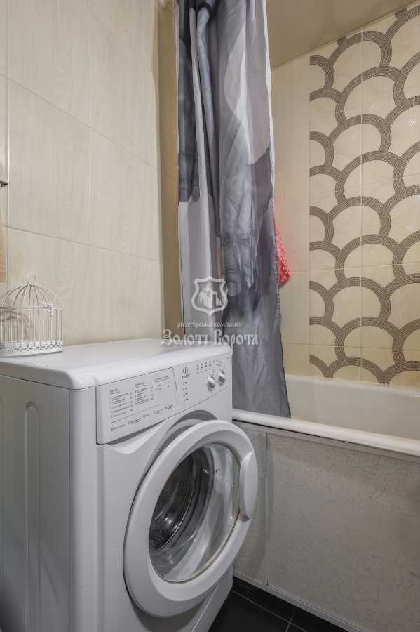 Продажа 2-комнатной квартиры 51 м², Владимира Маяковского просп., 25