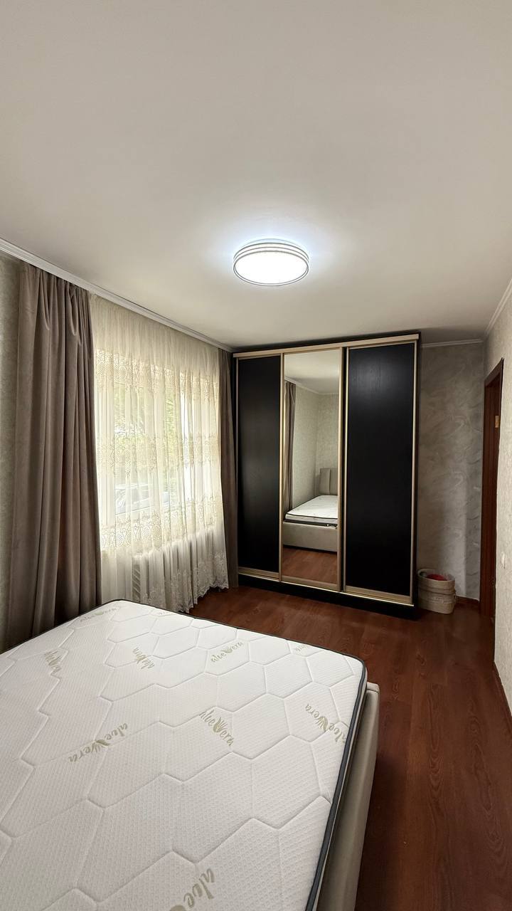 Продаж 3-кімнатної квартири 51.4 м², Івана Вишенського вул., 10