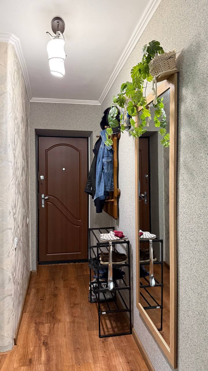 Продаж 3-кімнатної квартири 51.4 м², Івана Вишенського вул., 10
