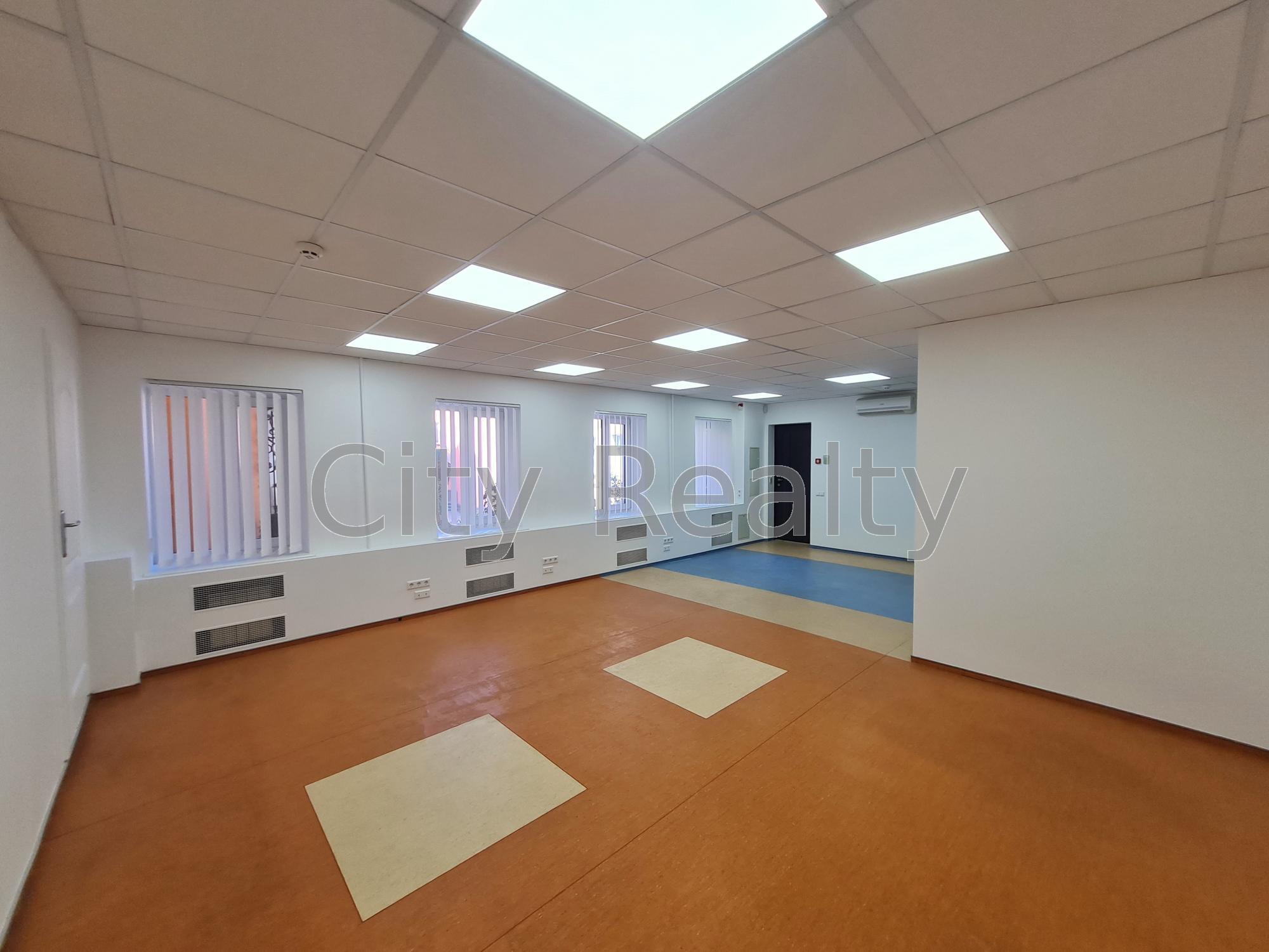 Оренда офісу 60 м², Ігорівська вул., 1/8