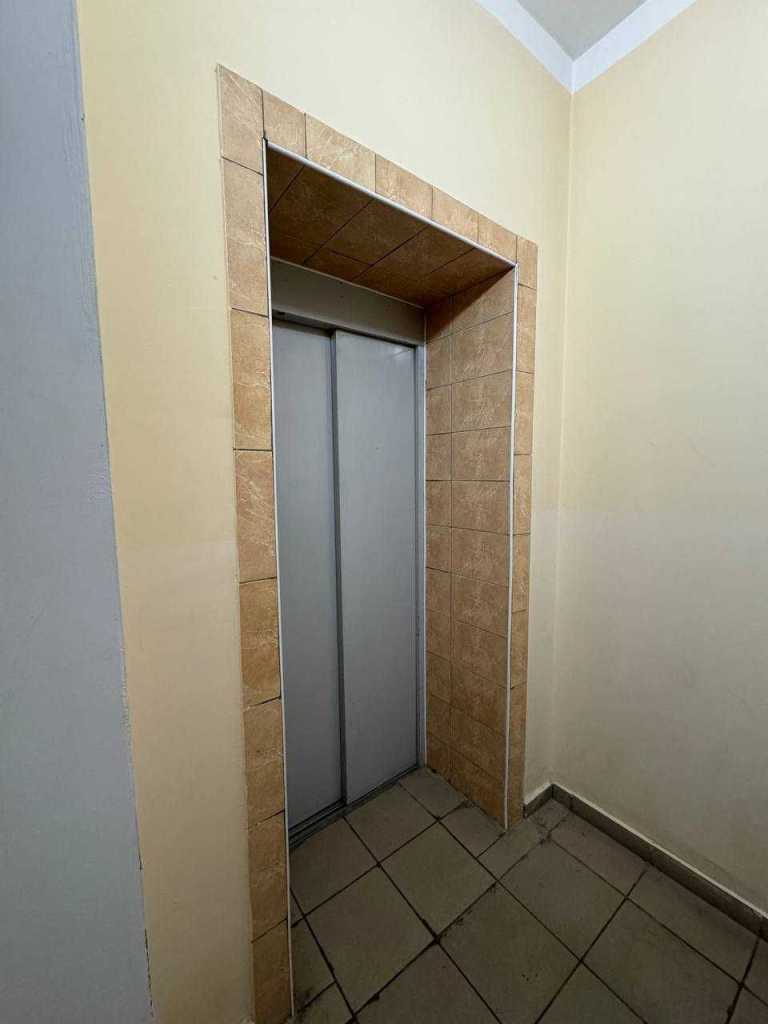 Продажа 2-комнатной квартиры 64 м², Кузнечная ул.