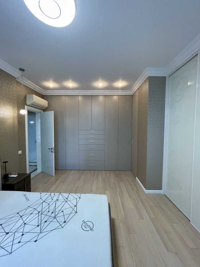 Оренда 3-кімнатної квартири 130 м², Андрія Кизила вул., Верхогляда, 3