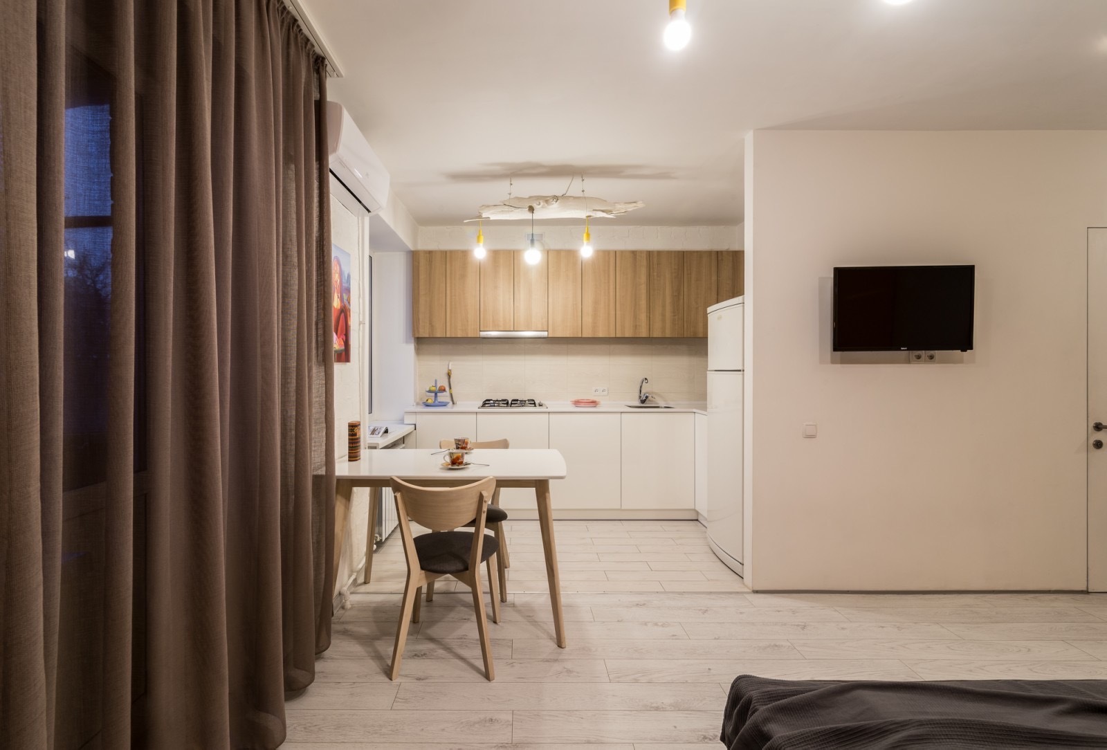 Оренда студії 38 м², Олеся Гончара вул., 9