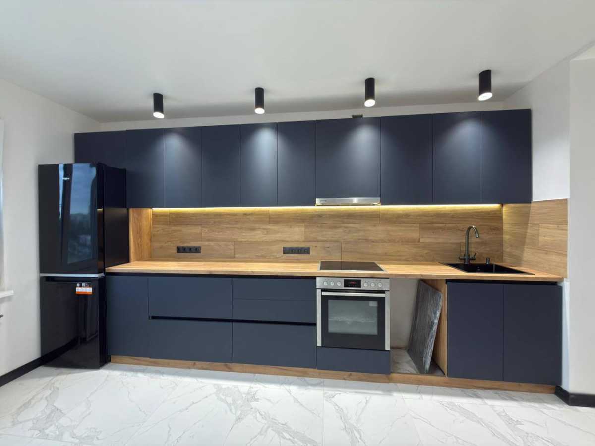 Продажа 3-комнатной квартиры 96 м², Европейская пл., Союзу, 19а